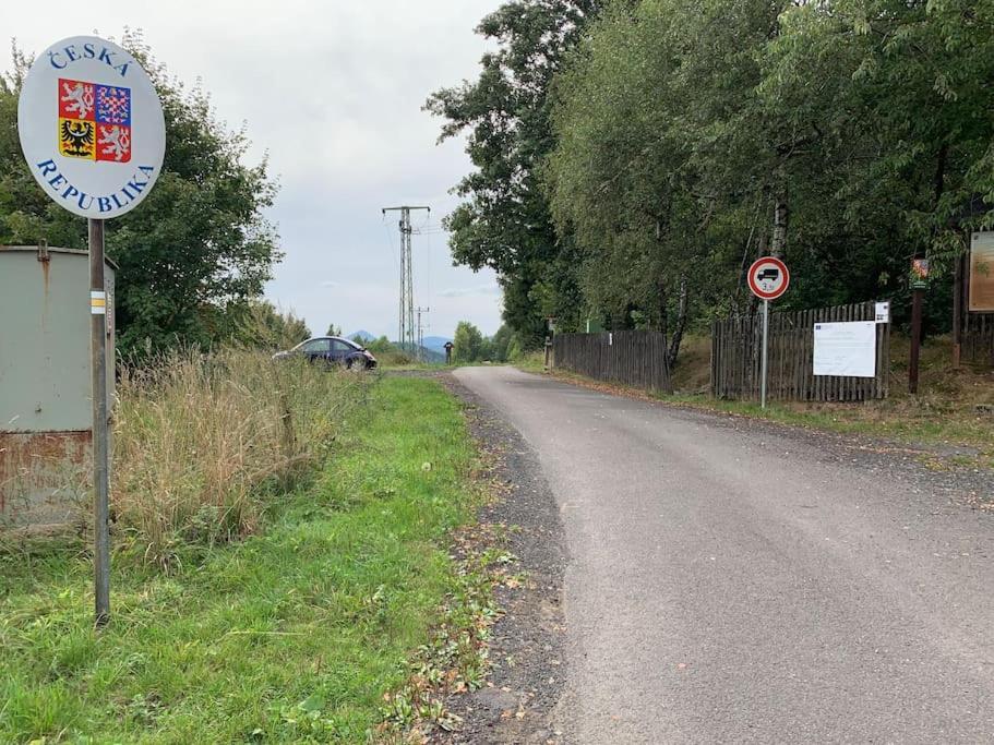 Fewo Karasek In Oybin Mit Panormablick, Kammlage Hain  Exterior foto